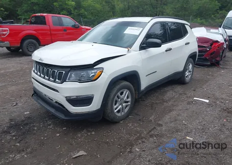 2018 Jeep Compass Sport Fwd из США, поврежденный, VIN 3C4NJCAB4JT250799